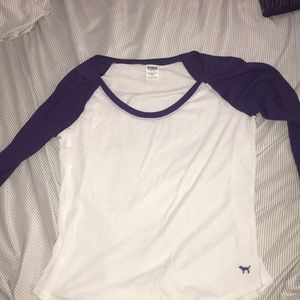 *2 for 20*PINK long sleeved shirt